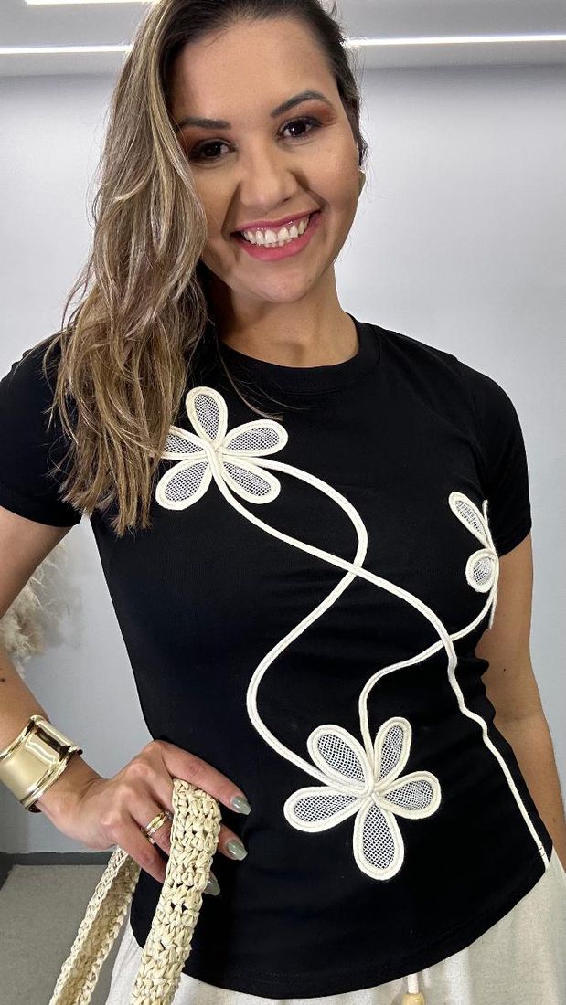 Blusa T-Shirt Flor Ref: 3790
