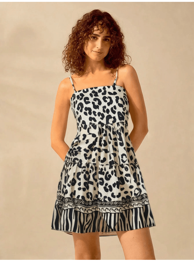 Vestido Curto Leticia Estampa Animal Print - Preto