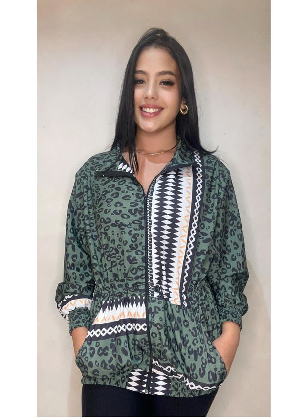 Jaqueta Parka Estampa Animal Print - Verde Militar