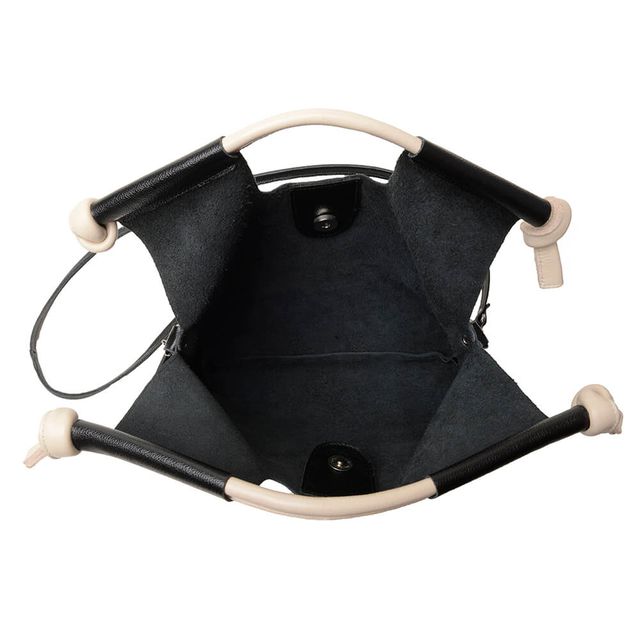 Bolsa de Couro - BOSSA - Preta e Off White