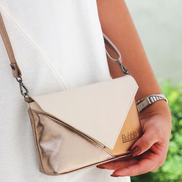 Bolsa de Couro - ENVELOPINHO - Off White, Champagne E Bronze