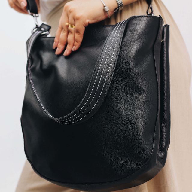 Bolsa de Couro - REALIZAR - Preta