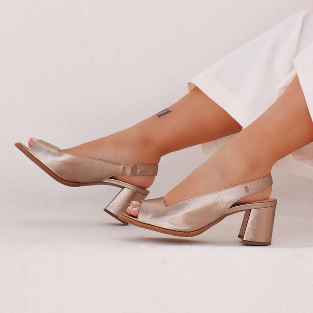 Sandália Peep Toe - ELEGÂNCIA - Champagne - 177.31