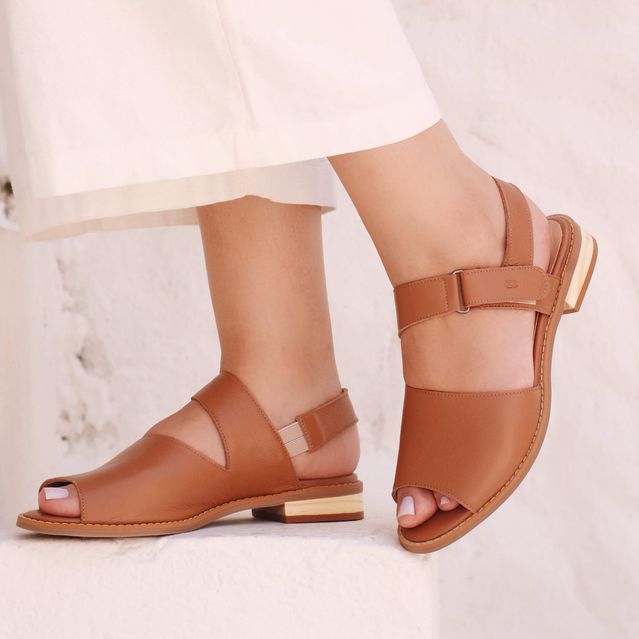 Sandália Rasteira - MARÉ - Caramelo - 842.97