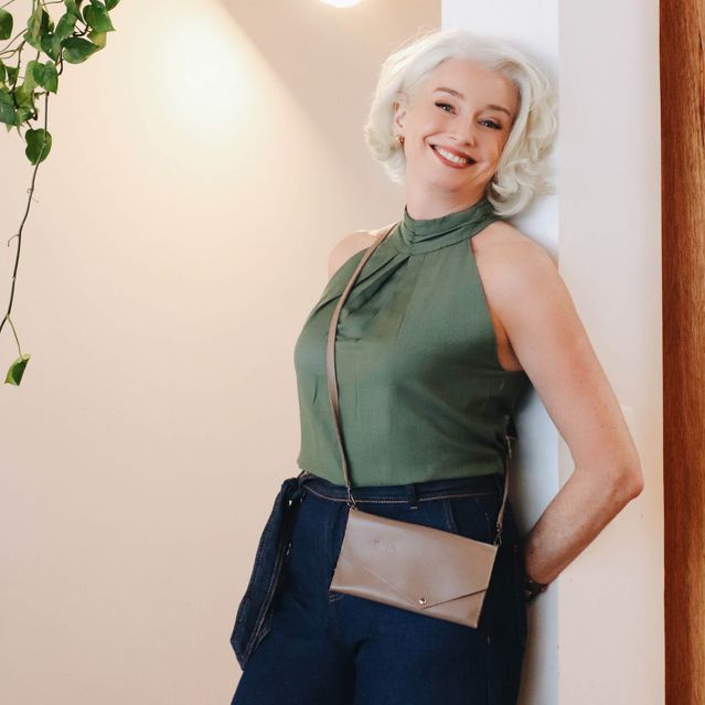 Bolsa CARTEIRA Couro Legítimo Bubblê - Amêndoa 