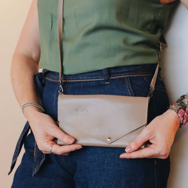 Bolsa CARTEIRA Couro Legítimo Bubblê - Amêndoa 