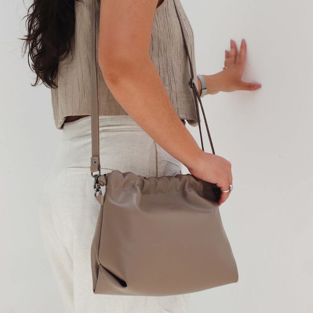 Bolsa de Couro Legítimo Amêndoa - HARMONIA GRANDE