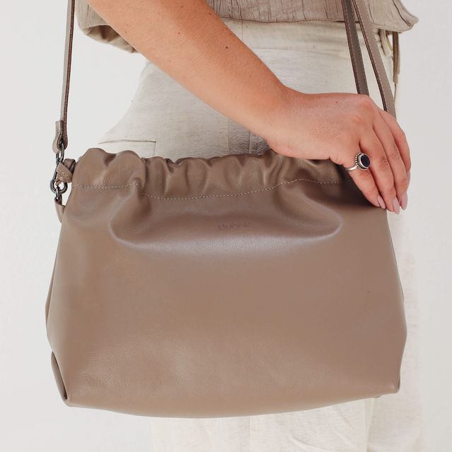 Bolsa de Couro Legítimo Amêndoa - HARMONIA GRANDE