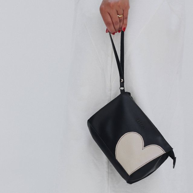 Bolsinha Coração - Preto e Off White