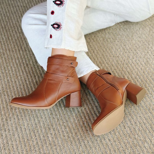 Bota - AUTÊNTICA - Chocolate - 596.07 