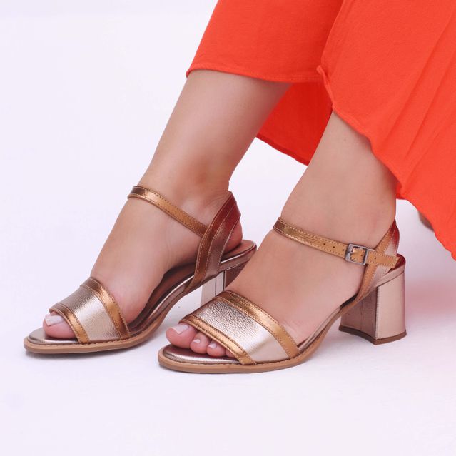 Sandália - ASTRAL - Bronze e Champagne - 177.85