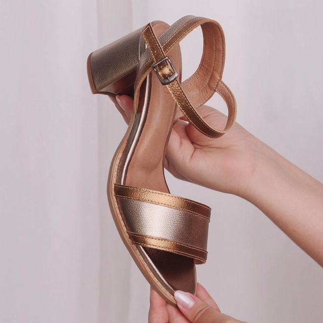 Sandália - ASTRAL - Bronze e Champagne - 177.85