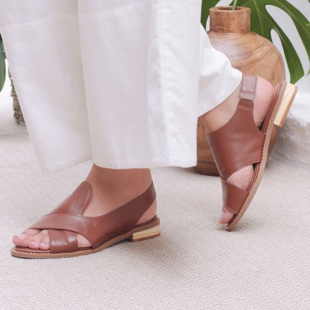 Sandália Rasteira - ALENTO - Chocolate - 842.31