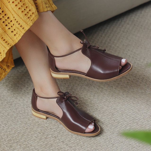 Sandália Rasteira - FREEDOM - Madeira - 842.07