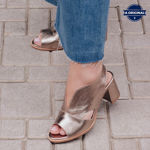 Sandália Peep Toe Champagne - VENEZA