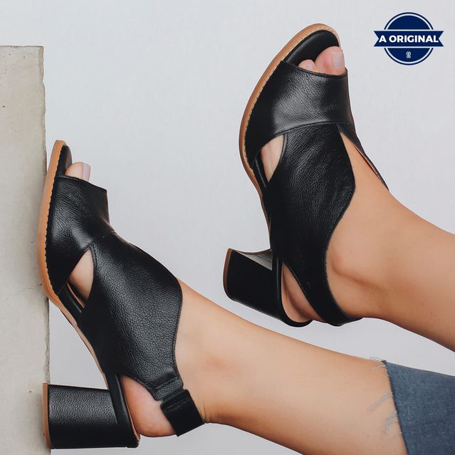 Sandália Peep Toe Preta - VENEZA