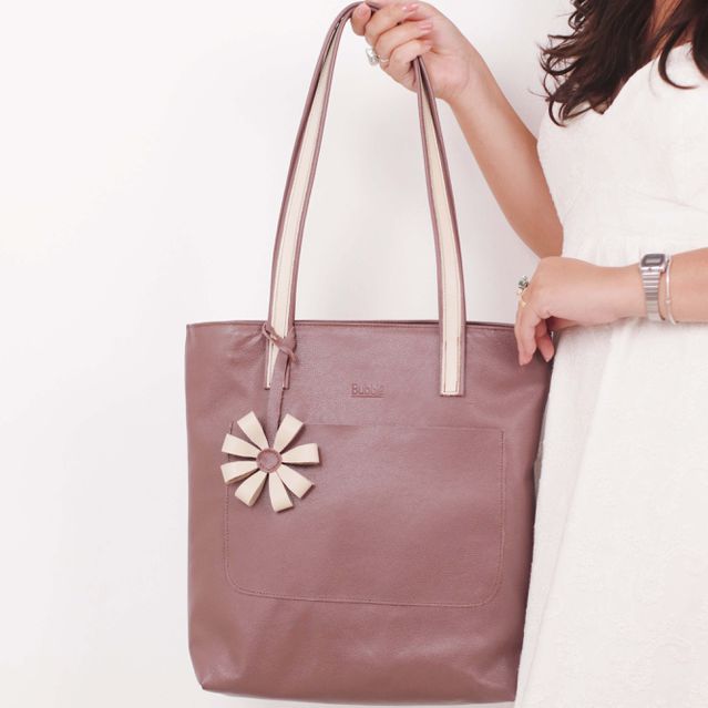 Bolsa de Couro - ENVELOPE - Mousse e Off White