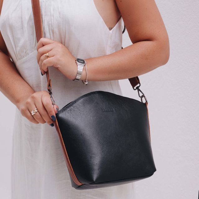 Bolsa de Couro - PAIXÃO - Preto e Chocolate