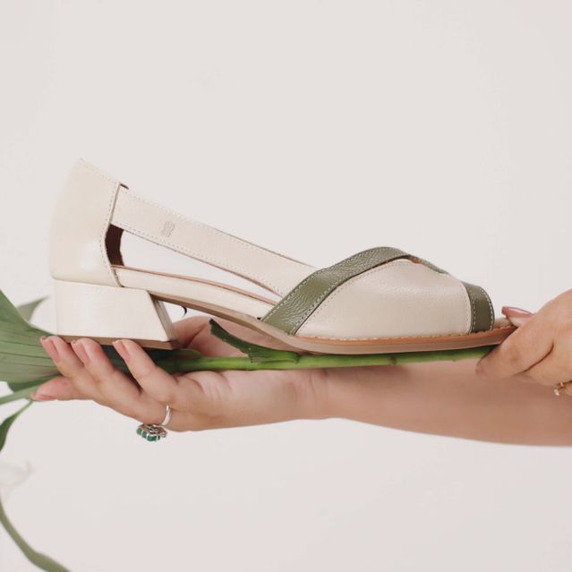 Sapato Peep Toe CUIDADO - Sálvia e Off White - 965.22