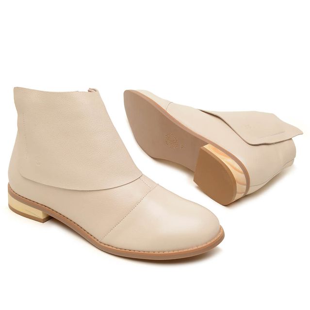 Bota CONTEMPLAR - Off White - 664.21