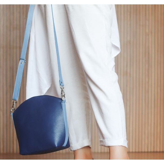 Bolsa de Couro - PAIXÃO - Azul Anil e Azul Hortência