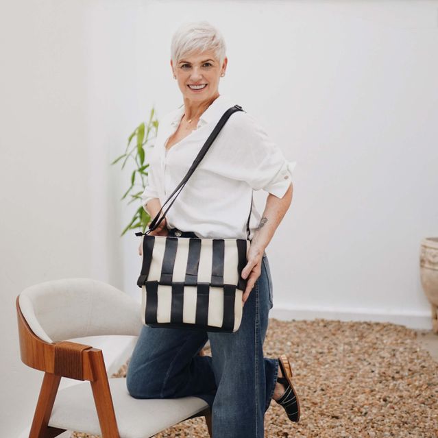 Bolsa de Couro - ÉLO - Off White E Preto