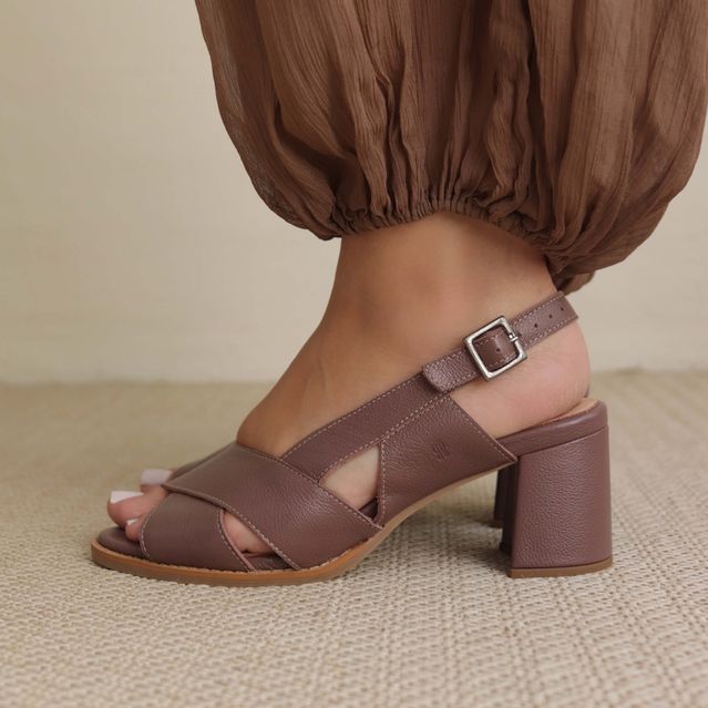 Sandália Tocar- Mousse 177.100