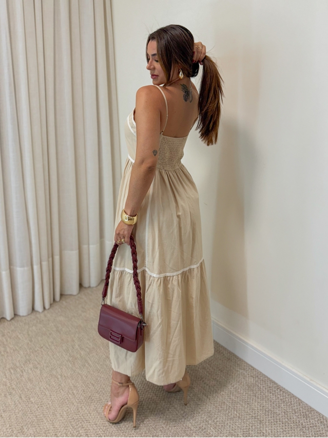 Vestido Midi Mariana Areia