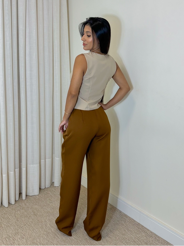 Calça Reta Alfaiataria Marrom