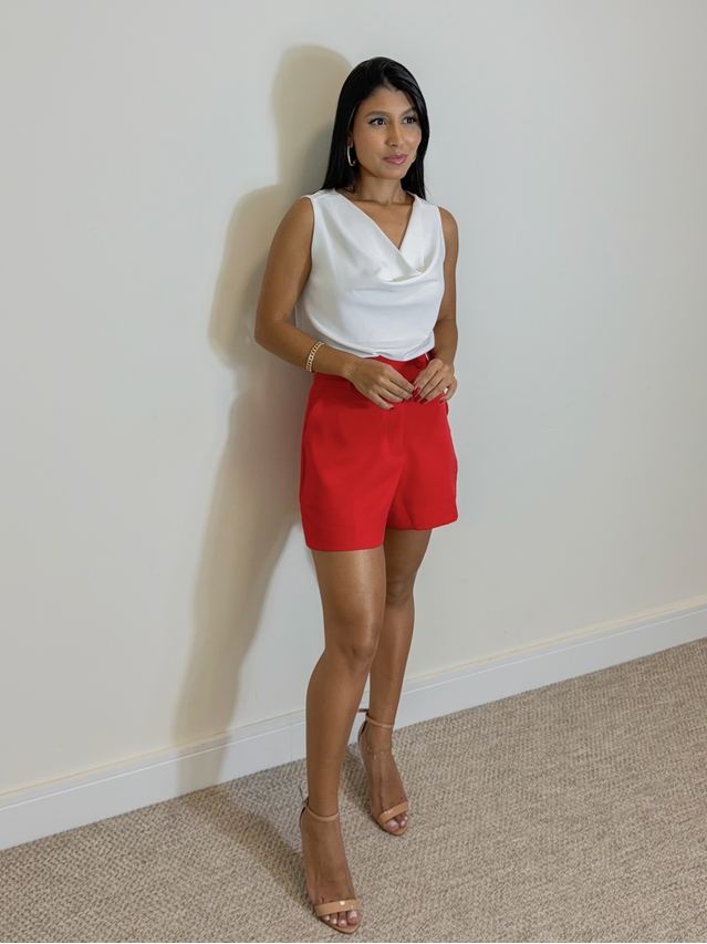 Short Alfaiataria Naty Vermelho