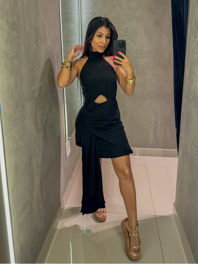 Vestido Gola Alta Preto