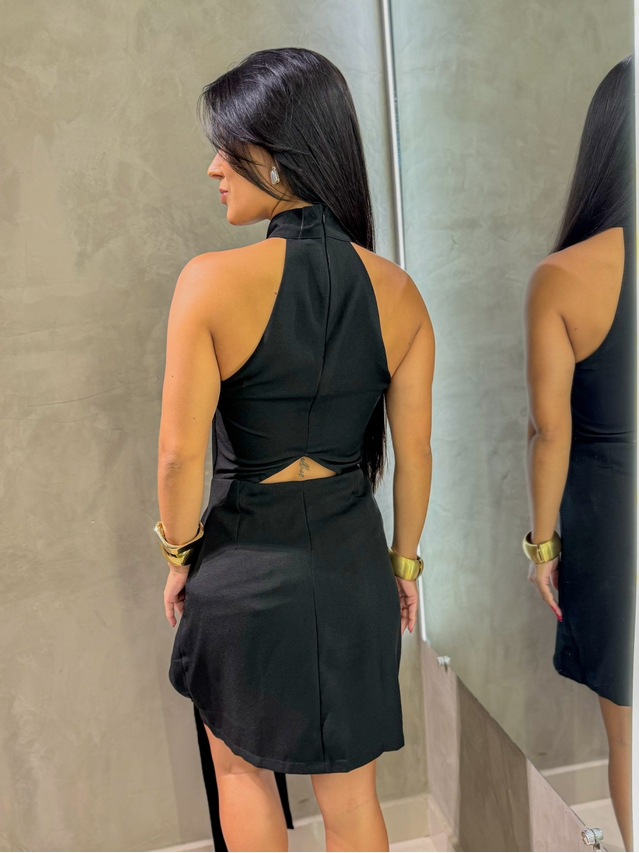 Vestido Gola Alta Preto