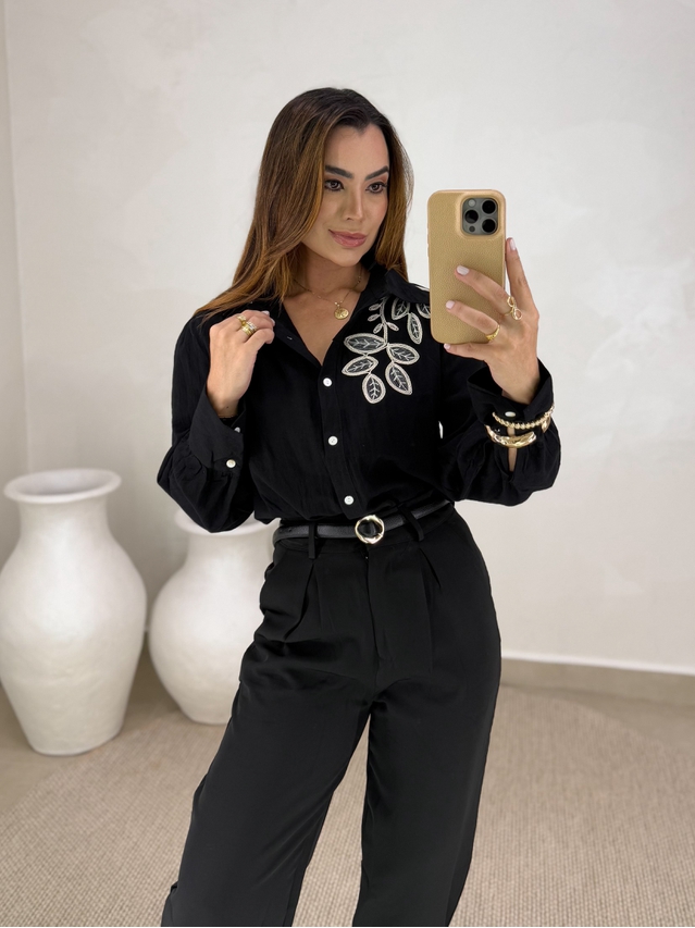 Camisa Bordada Manila Preto