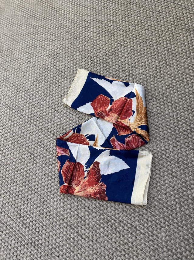 Lenço Cetim Amarelo/Vermelho