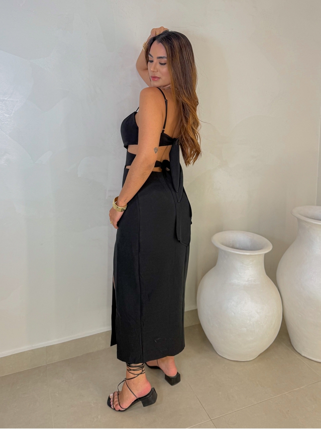 Vestido Midi Fenda Nancy Preto 