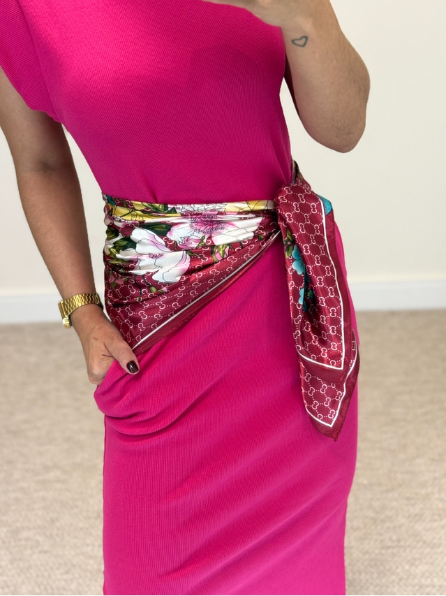 Lenço Cetim Floral Cereja