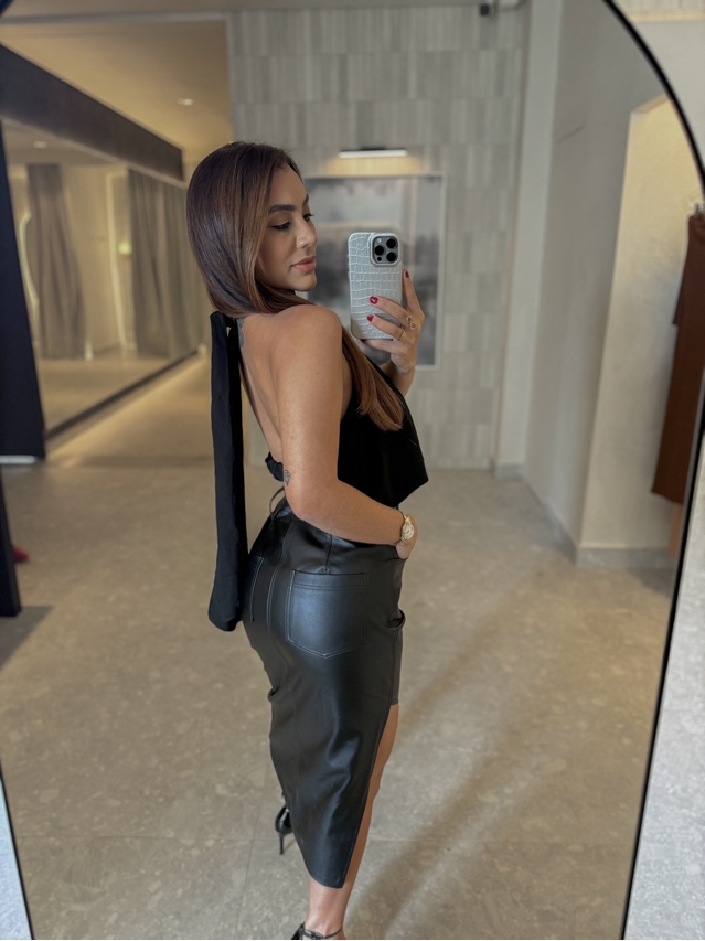 Blusa Frente Única Cléo Preta