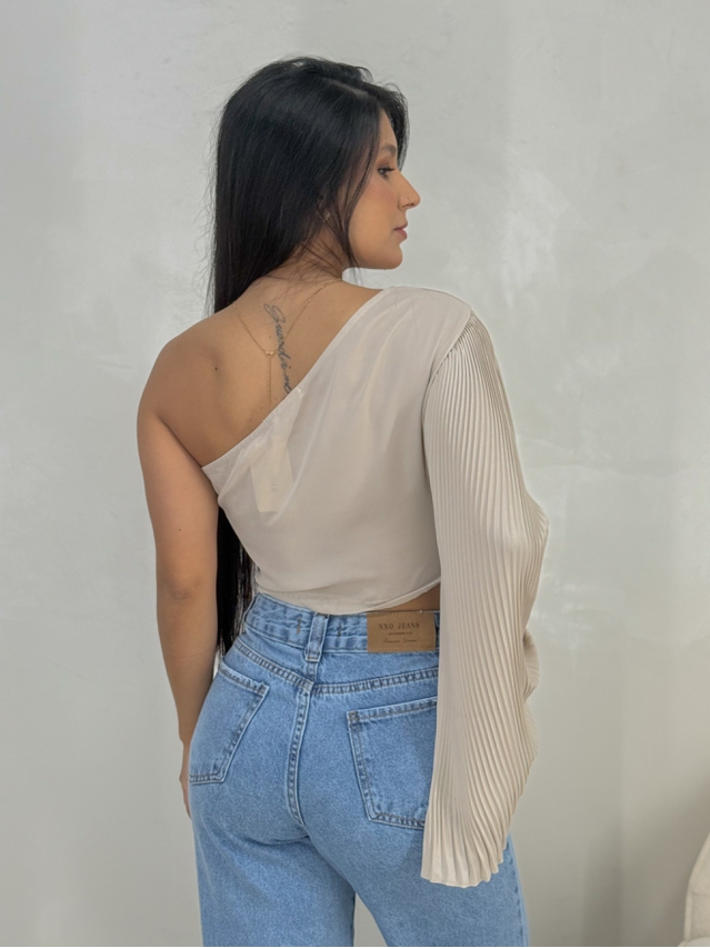 Cropped Suzan Nude