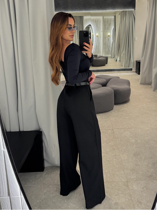 Calça Pantalona Beatriz Preta