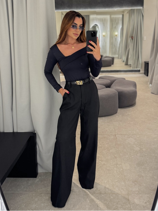 Calça Pantalona Beatriz Preta