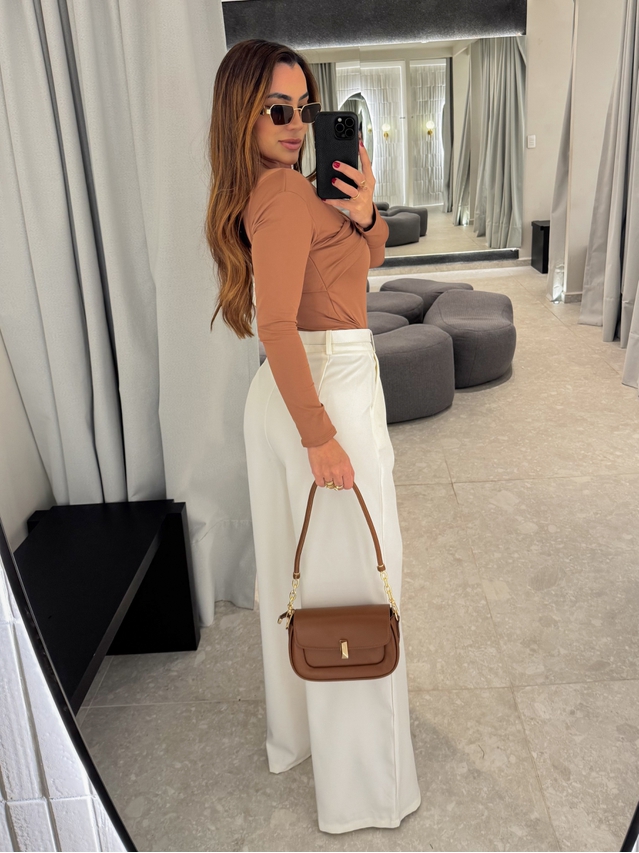 Calça Pantalona Beatriz Off