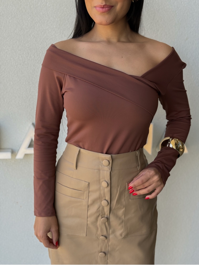 Body Decote Assimétrico Luna Café 