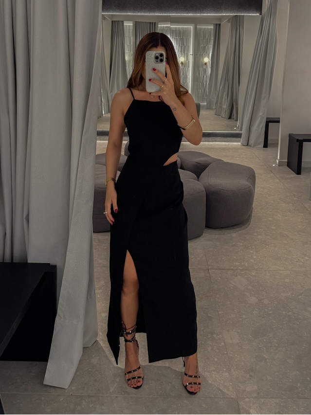 Vestido Midi Fenda Alexia Preto 