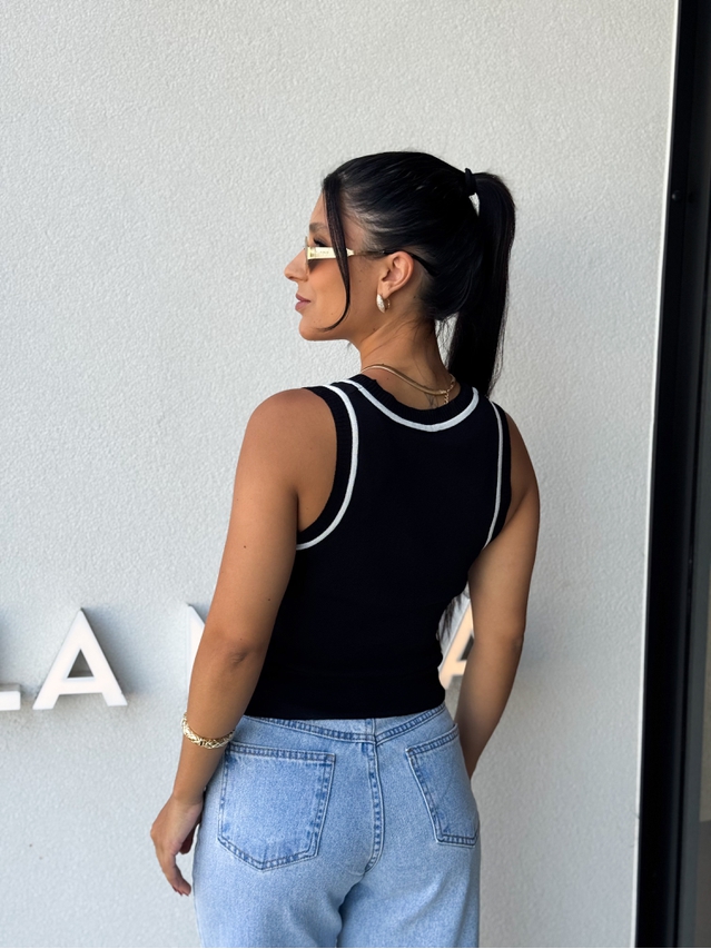 Blusa Regata Nicole Preta