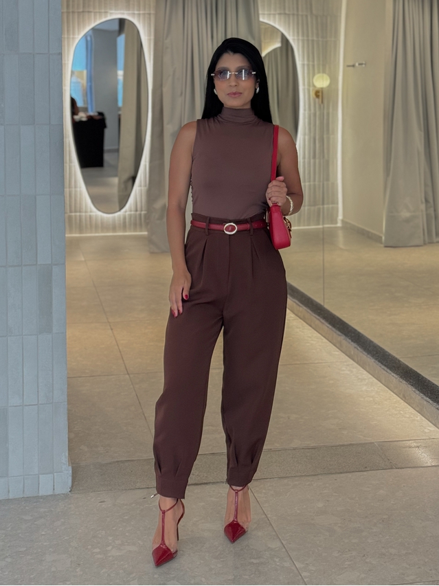 Calça Alfaiataria Cenoura Café