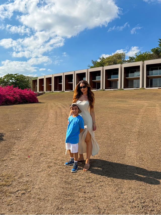 Vestido Midi Lilian Areia