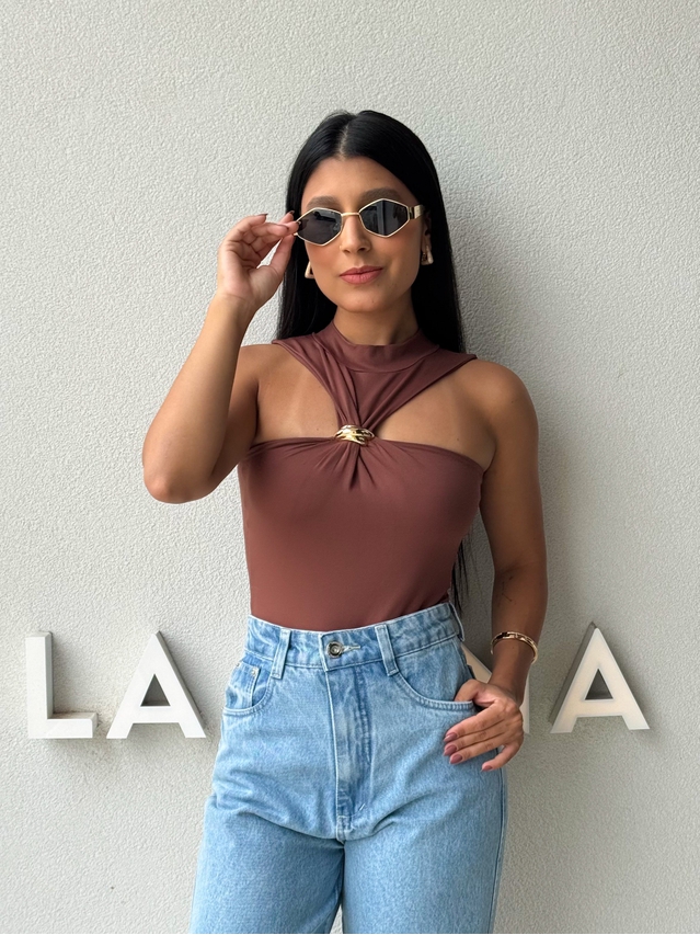 Body Metal Doris Café 