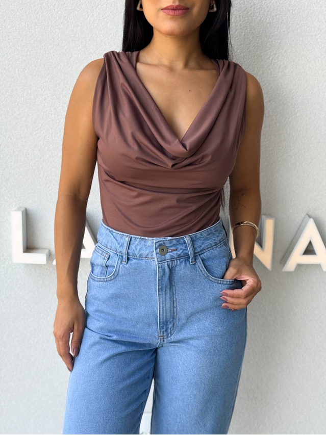 Body Decote Gaia Café 