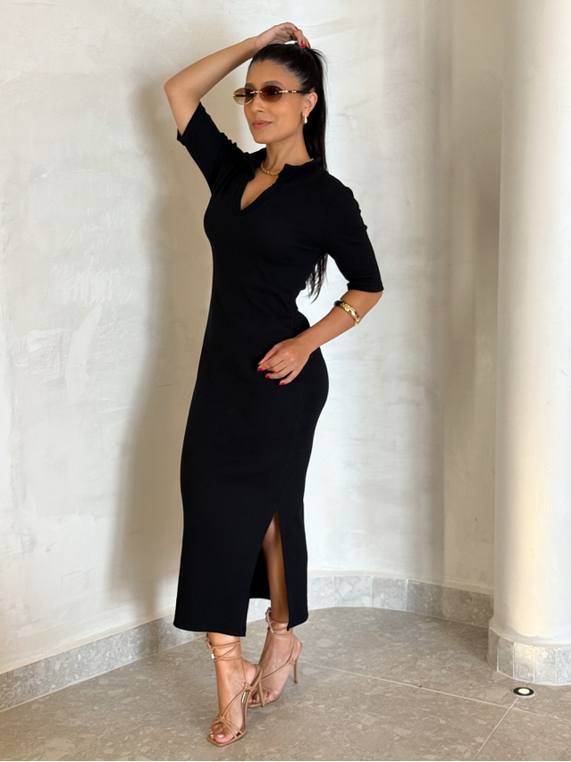 Vestido Canelado Gola Polo Tais Preto