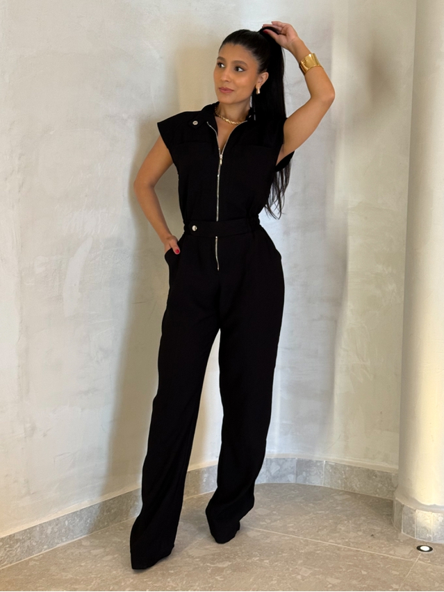 Macacão Tereza Preto 